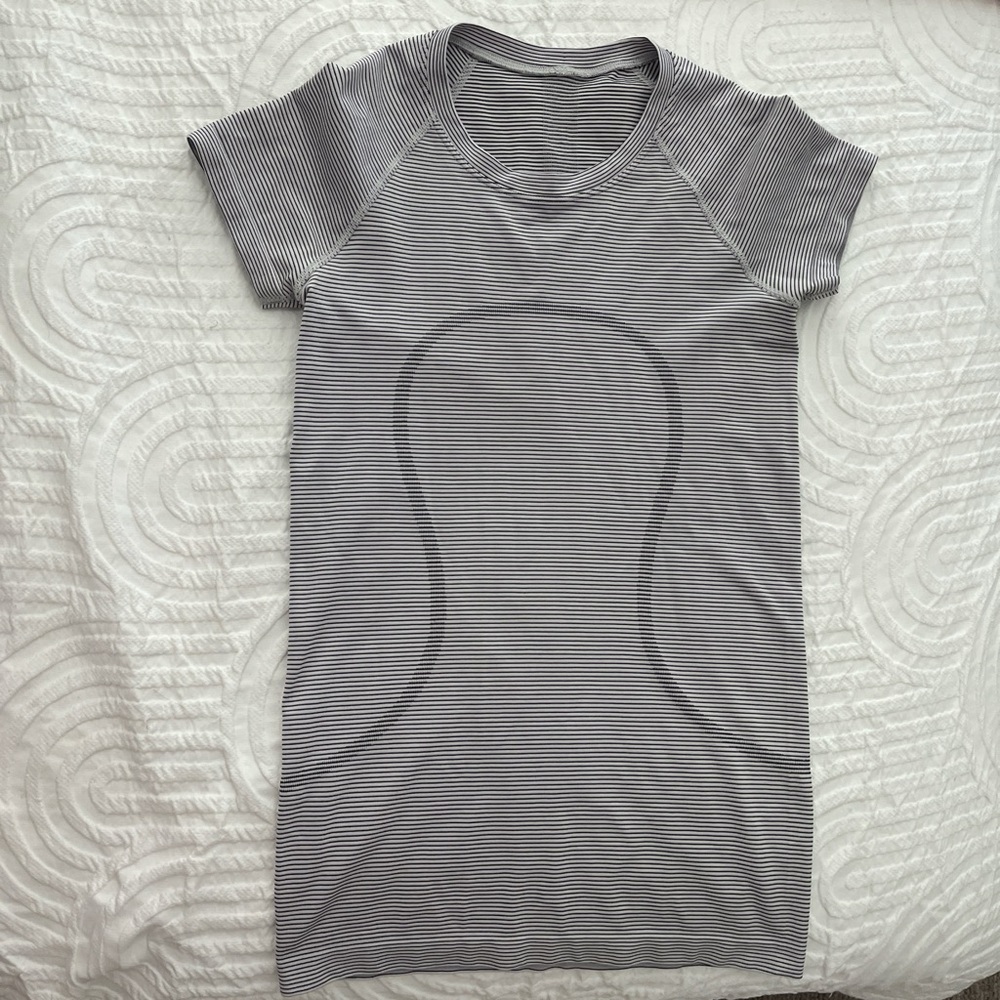 Swiftly Tech Short Sleeve